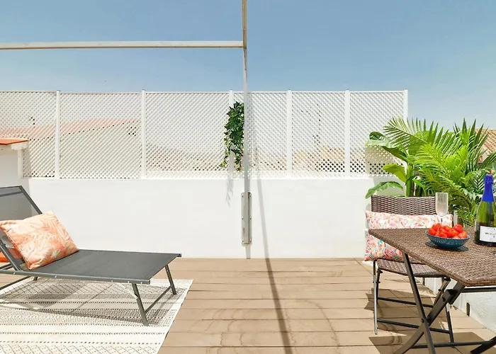 C83 Cosy Penthouse With Terrace Old Town